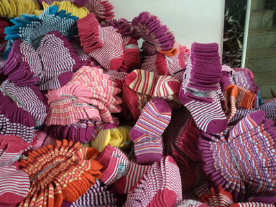 【冬季熱賣產(chǎn)品、廠家直供、批發(fā)卡通條紋童襪】價(jià)格,廠家,圖片,襪子,晉州市美玲針織品經(jīng)銷部-