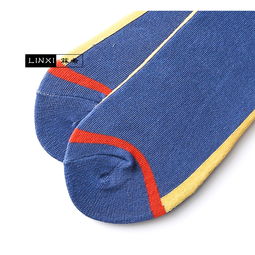 四季款潮流男女精品中筒襪 運動防臭、全棉舒適，盡顯時尚活力