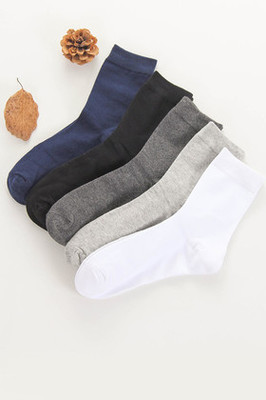 男士純棉中筒襪秋冬搭配指南 實(shí)用與時尚并重